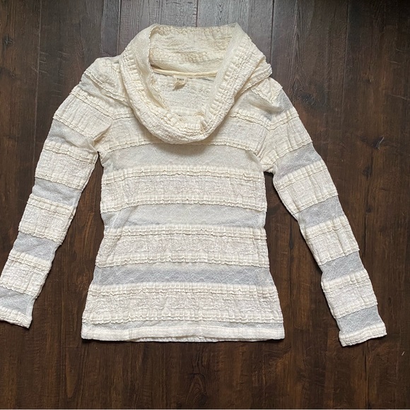 Anthropologie Sheer Turtleneck Long Sleeve in Ivory with Asher Panels Size Small - Picture 6 of 7